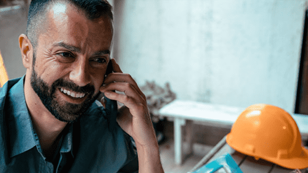 1099 contractor talking on the phone